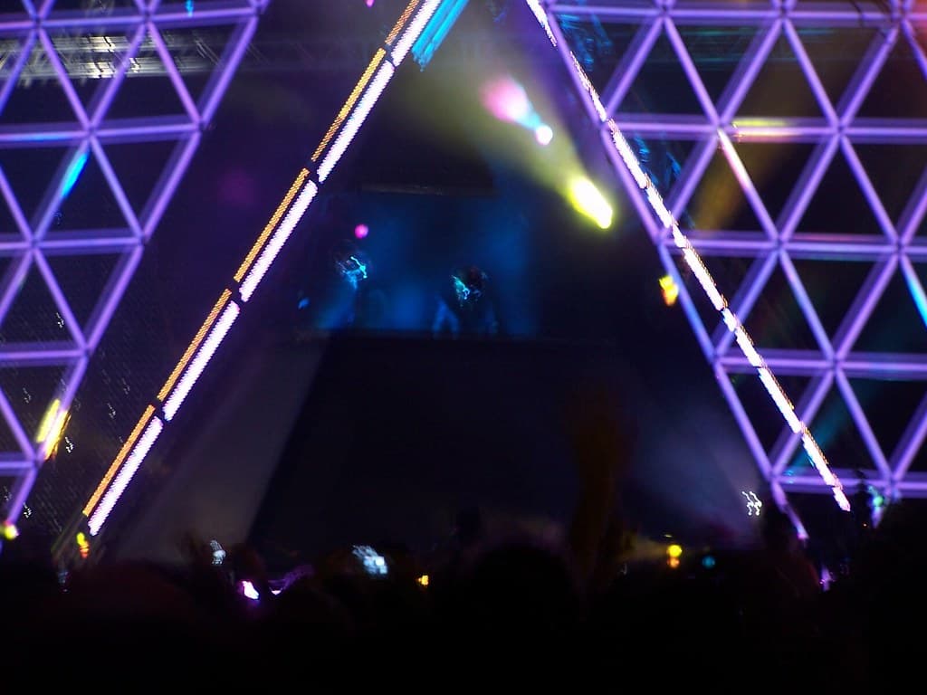 What Is French Touch? The Filtered-Disco Sound of 1990s French House