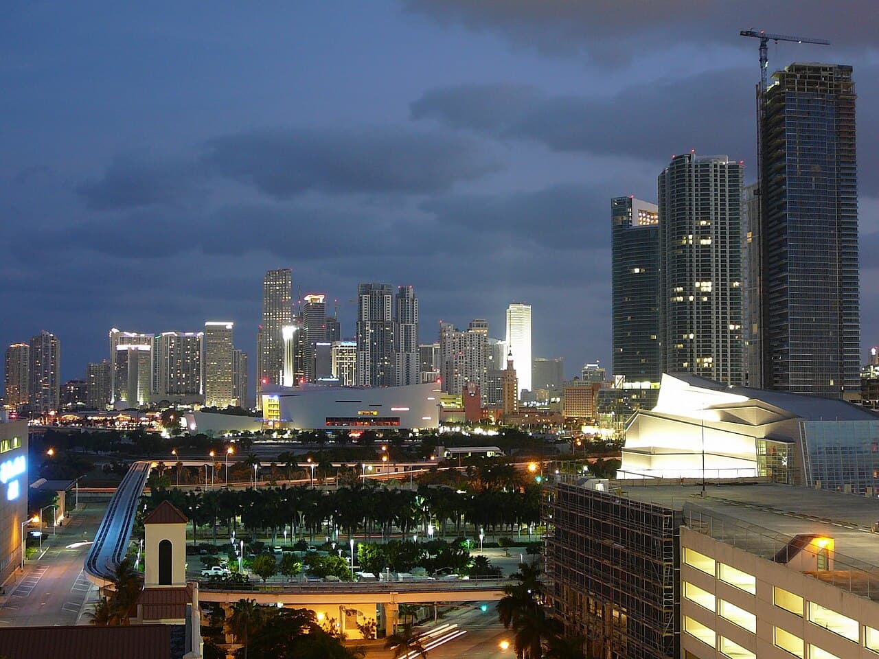 Downtown Miami's skyline at night, viewed from the north — the neighbourhood around the Club Space building where Floyd's room is located (not a photo of Floyd's interior)